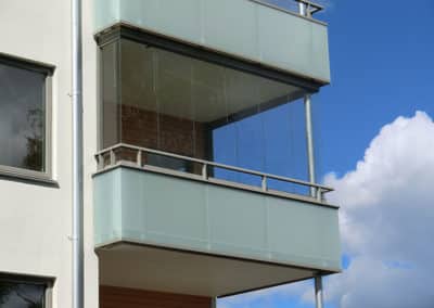 balkonginglasning HELGLAS